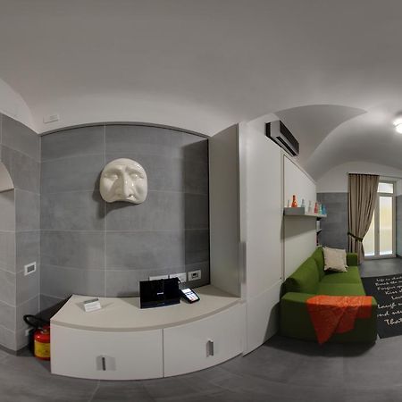 Relais Nevel Ai Decumani Apartment Naples Luaran gambar
