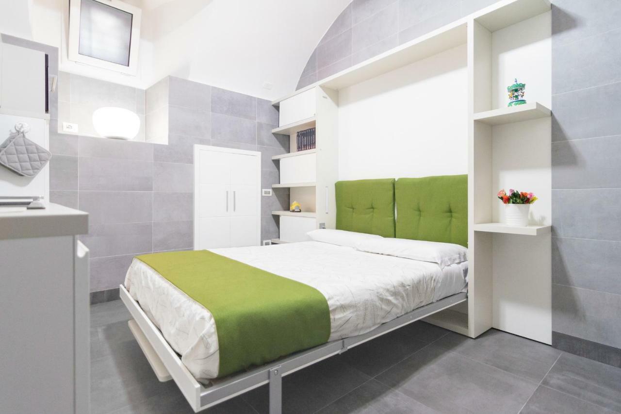 Relais Nevel Ai Decumani Apartment Naples Luaran gambar