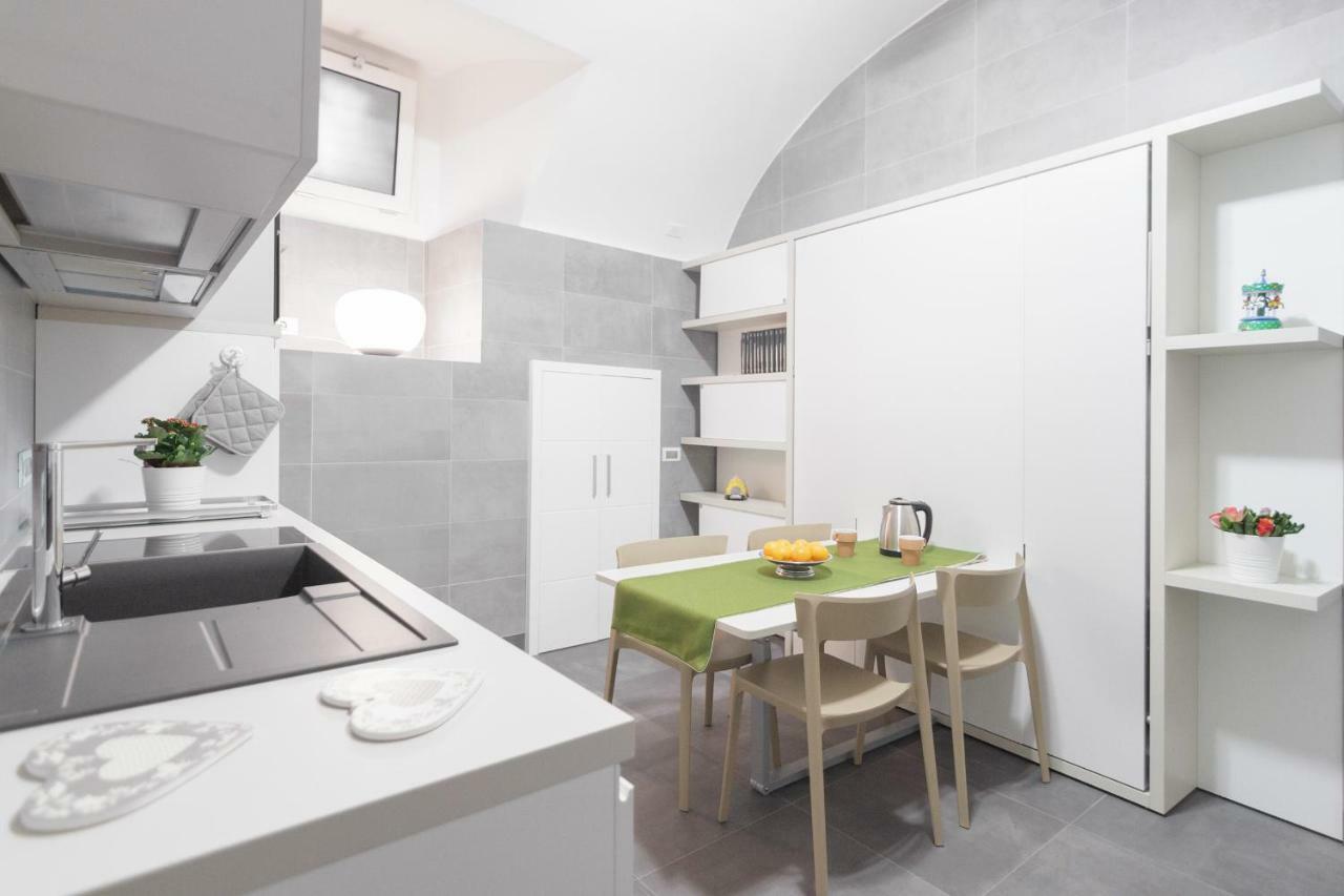 Relais Nevel Ai Decumani Apartment Naples Luaran gambar
