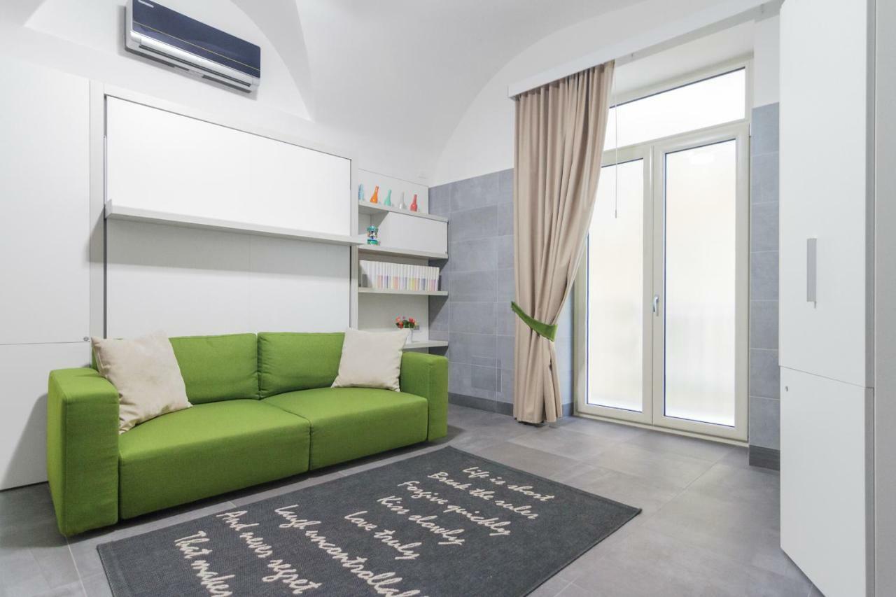 Relais Nevel Ai Decumani Apartment Naples Luaran gambar